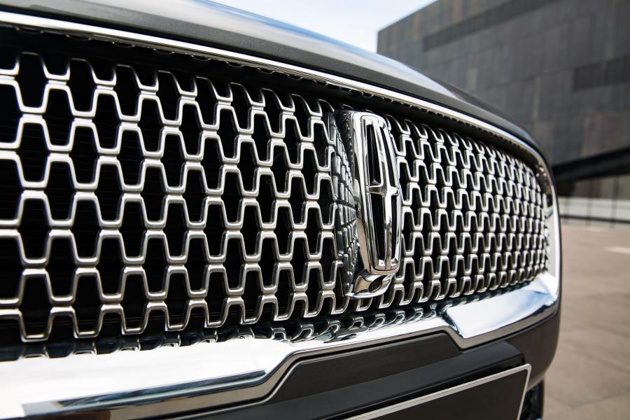 Детали экстерьера Lincoln Continental 3.0T AWD 2016 года  (CN) (фото 16 из 40)